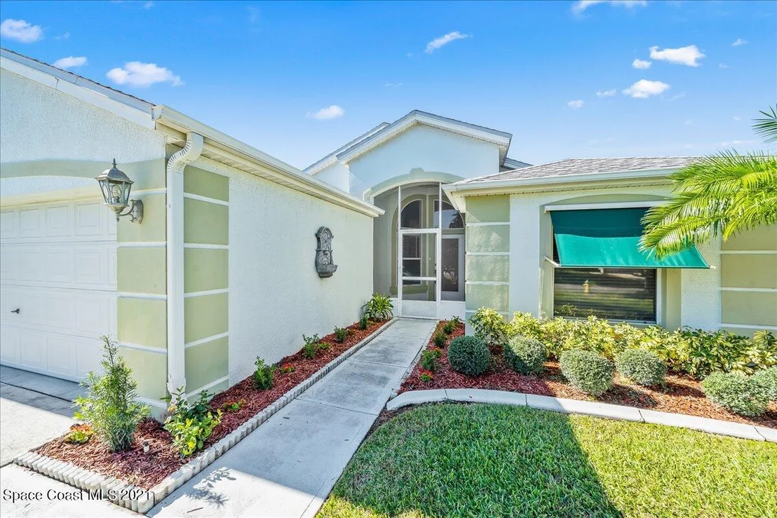Photo of 8047 Bracken Lane