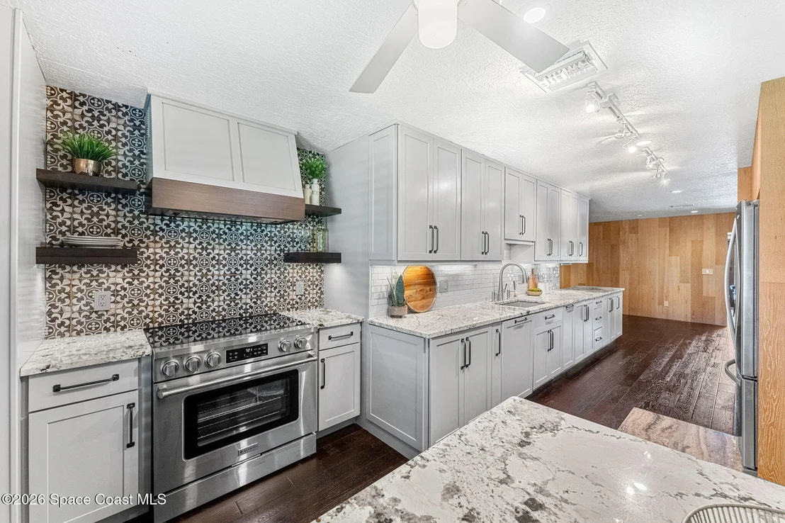 Photo of 127 Sand Pine Road