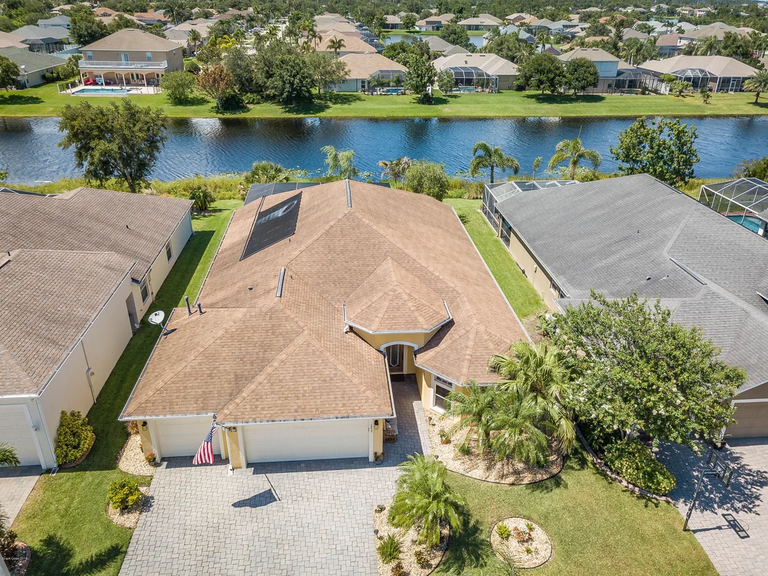 Photo of 1977 Auburn Lakes Drive