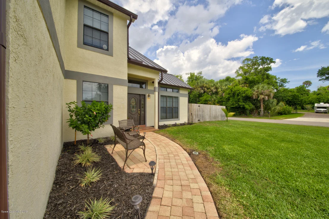 Photo of 6300 Janina Road