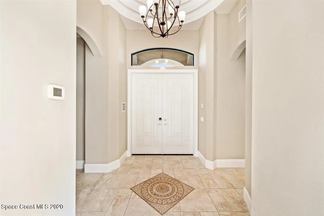 Photo of 924 Derby Lane