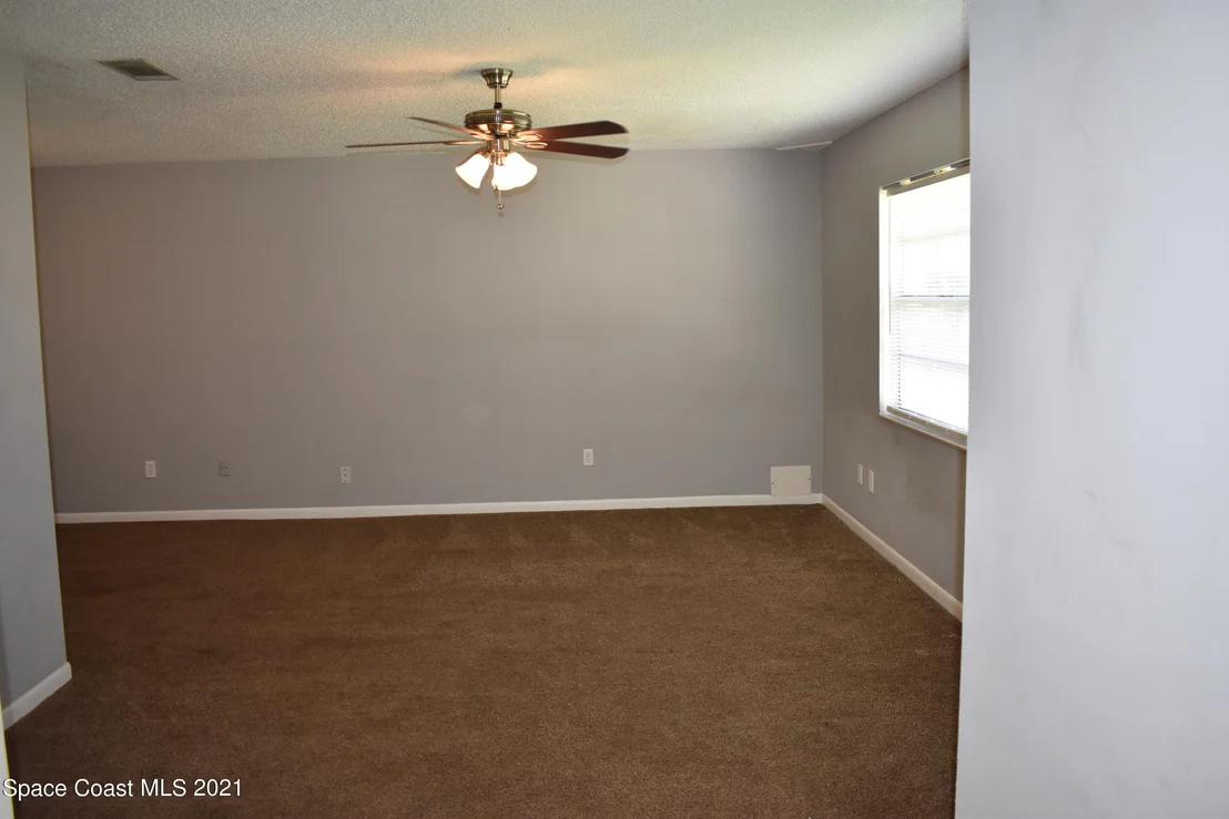 Photo of 2848 Wright Avenue
