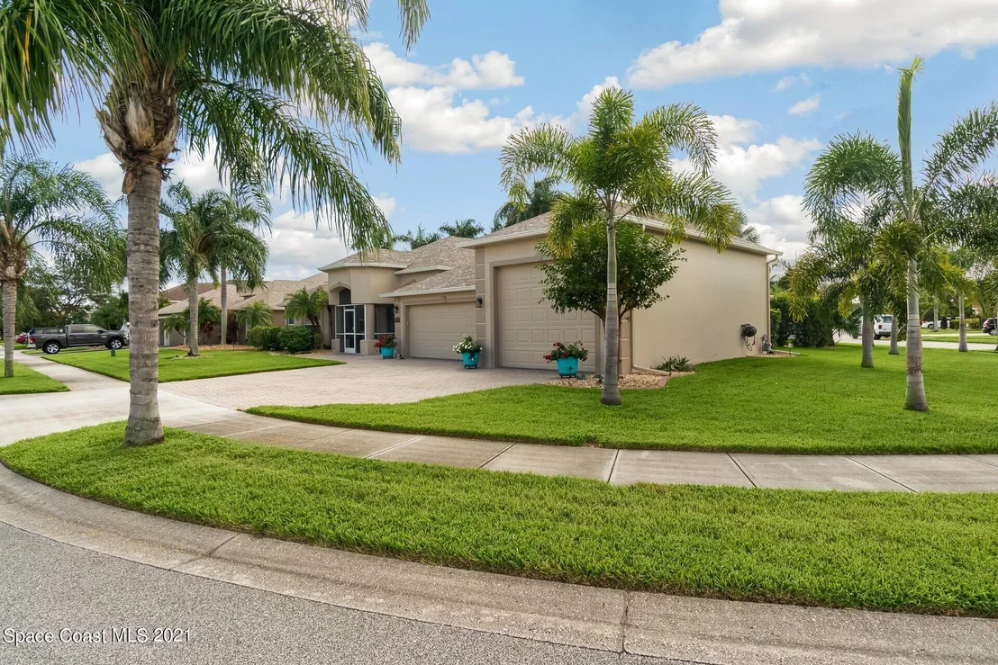 Photo of 1878 Auburn Lakes Drive