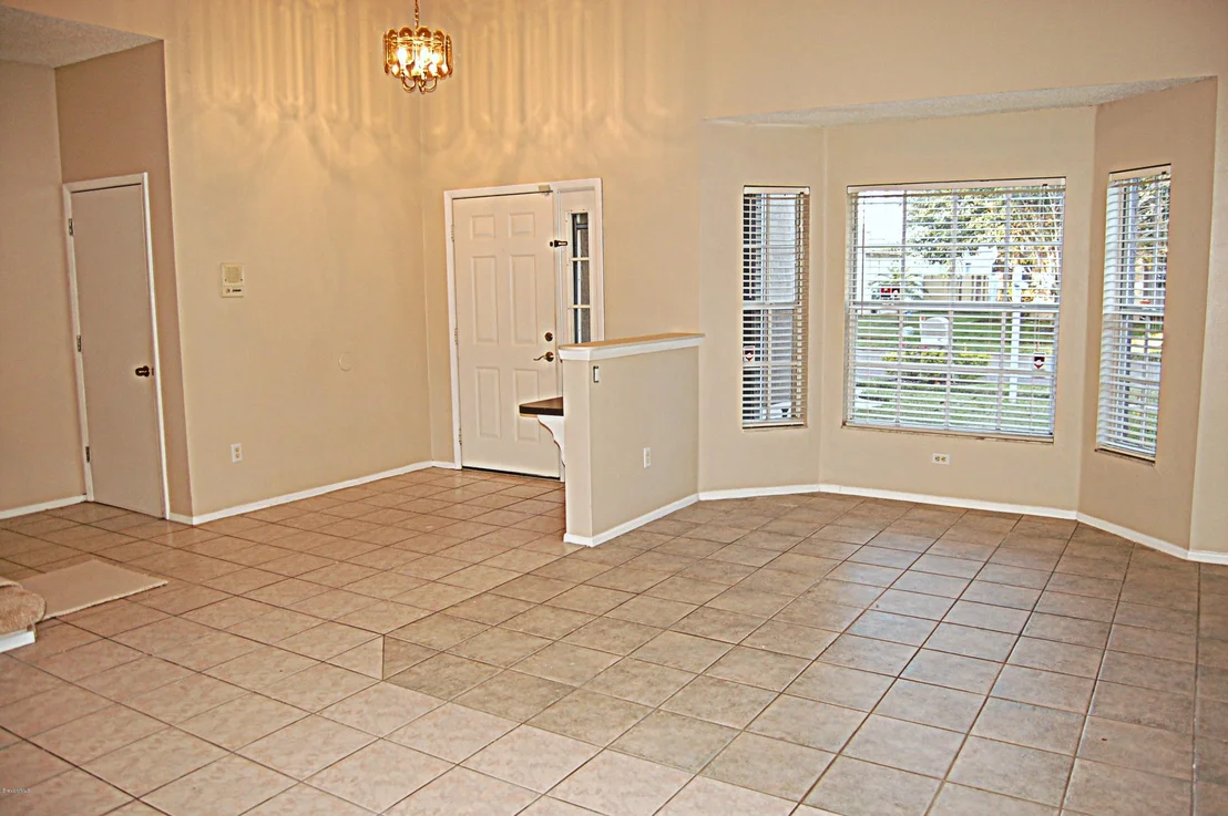 Photo of 150 Lancer Oak Drive