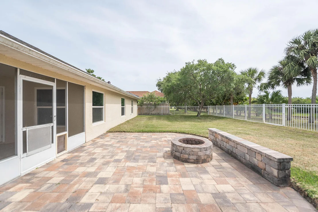 Photo of 2619 Canterbury Circle