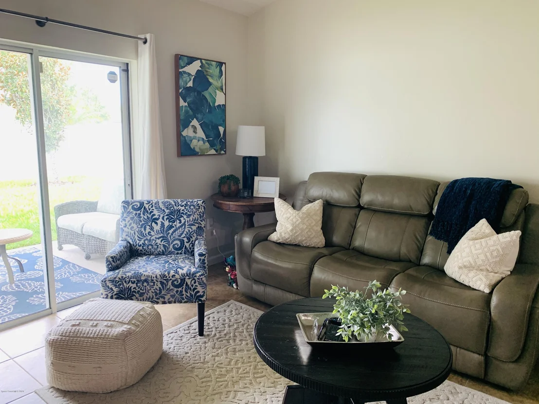 Photo of 1410 Corbett Lane