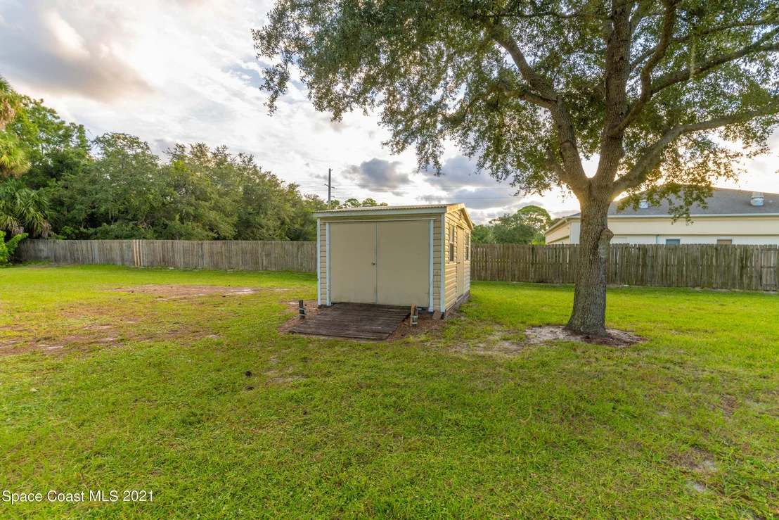 Photo of 7428 Rodes Place