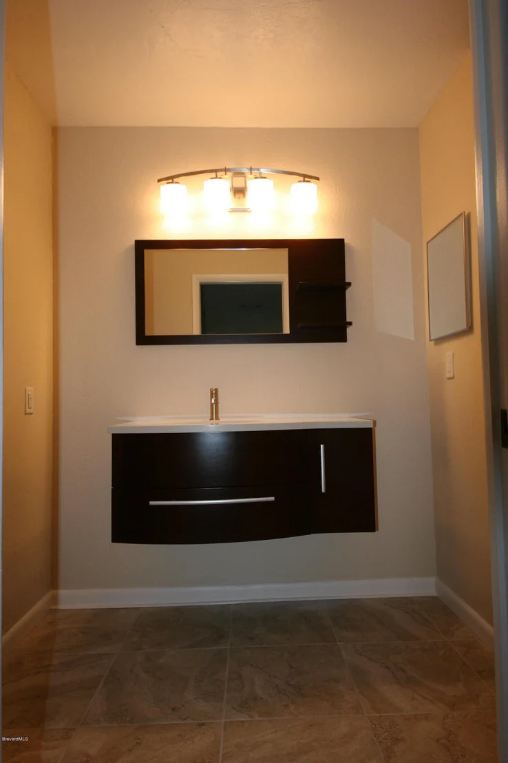 Photo of 630 Kingston Circle