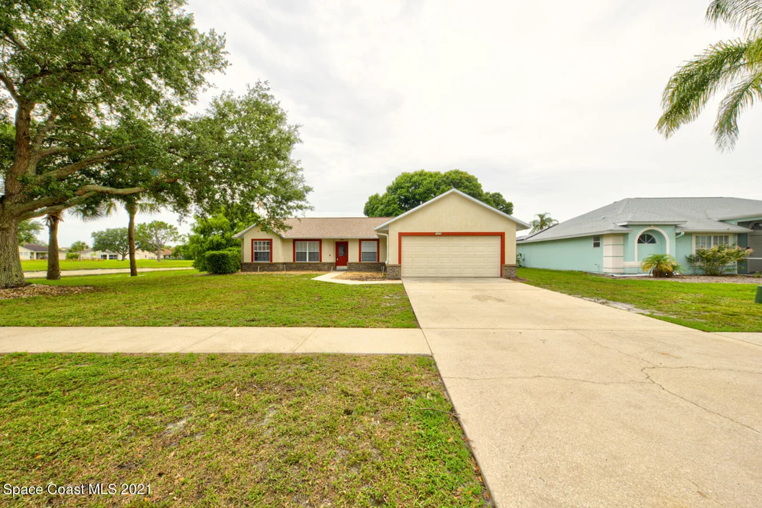 Photo of 1870 Crane Creek Boulevard