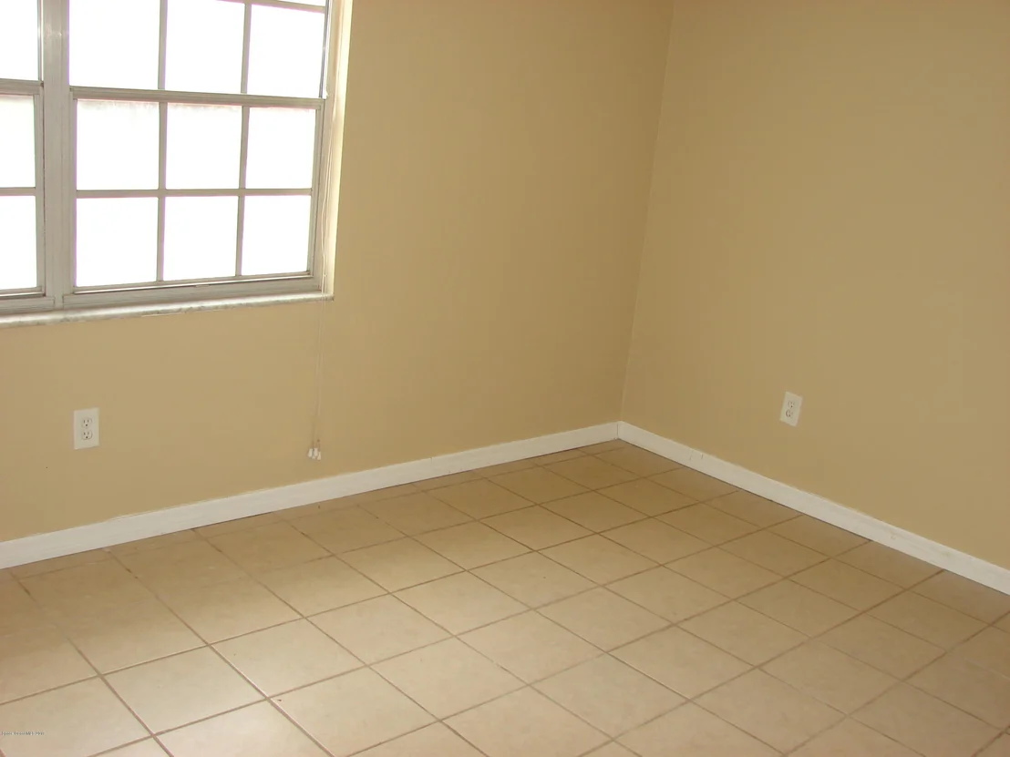 Photo of 761 Burman Lane NE