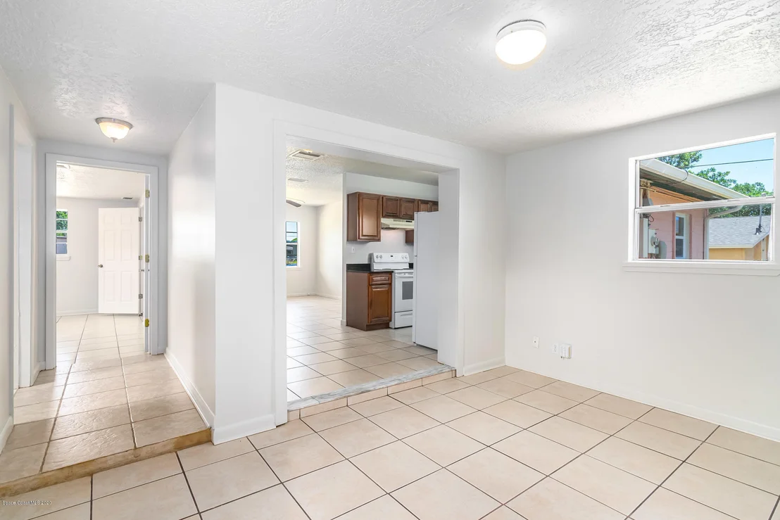 Photo of 2187 Allan Adale Road
