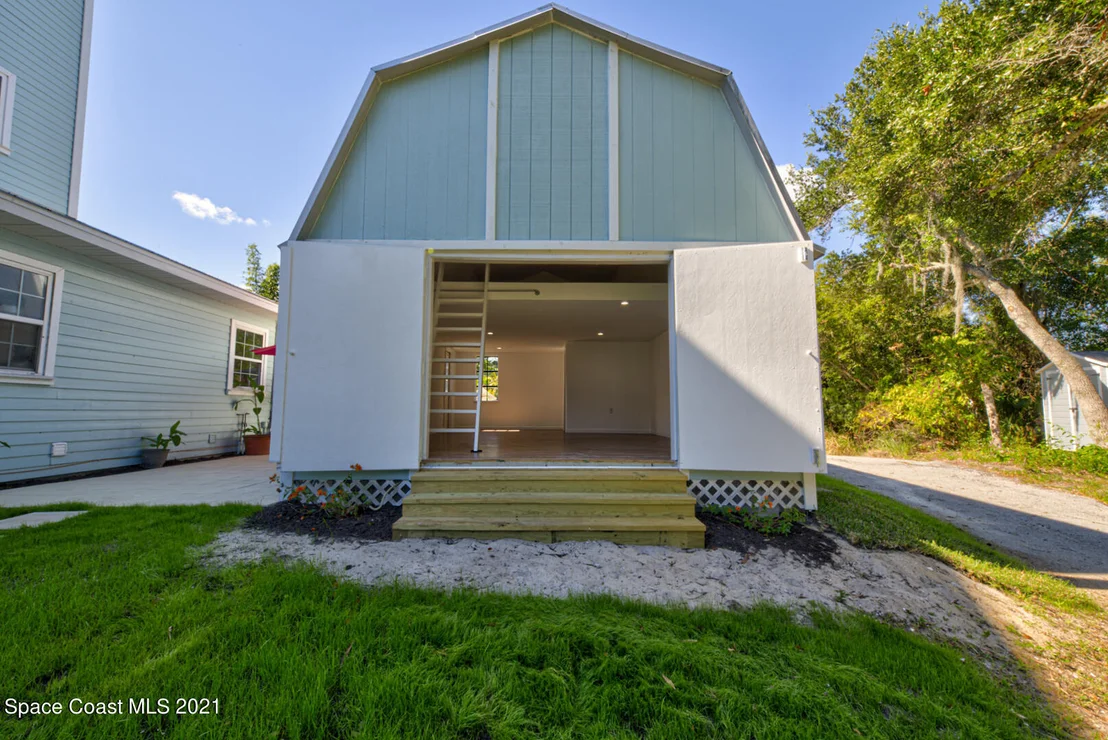 Photo of 2051 Rockledge Drive