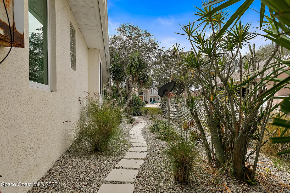 Photo of 482 Sanderling Drive