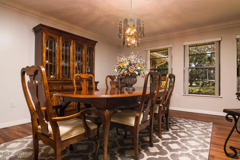 Photo of 280 Utopia Circle