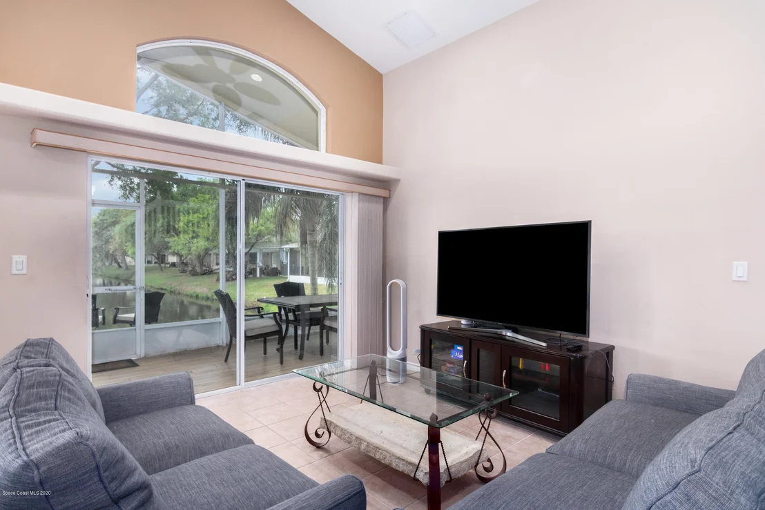 Photo of 2081 Stratford Pointe Drive