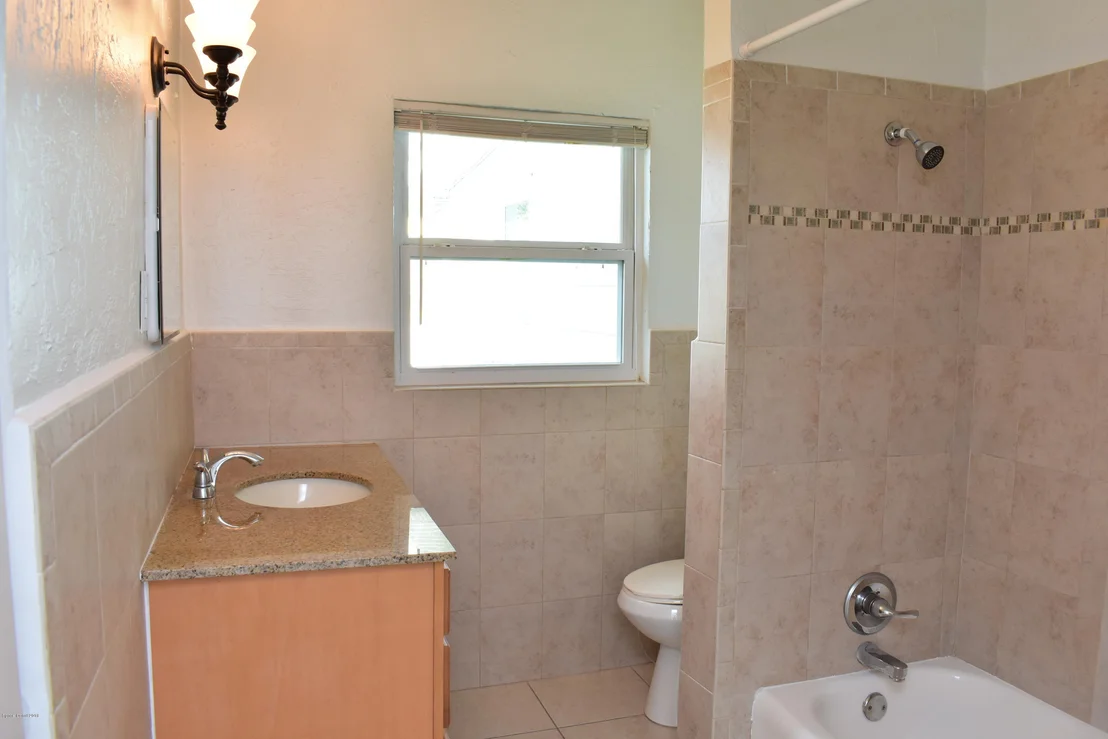 Photo of 1794 Cedarwood Drive