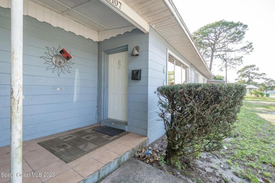 Photo of 1107 Hickory Lane