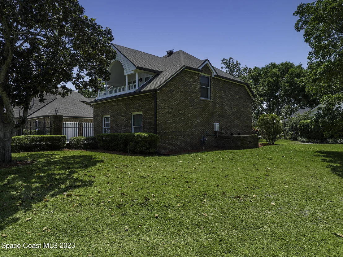 Photo of 607 Woodbridge Drive