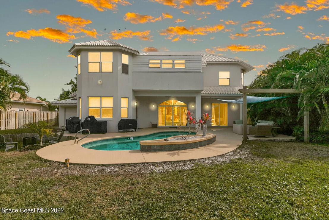 Photo of 218 Waterside Drive