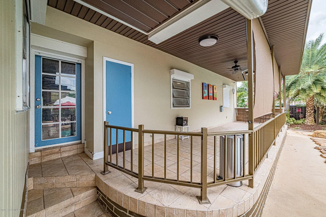 Photo of 601 Edgewood Drive