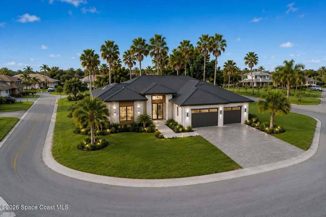 Photo of 505 Topsail Drive