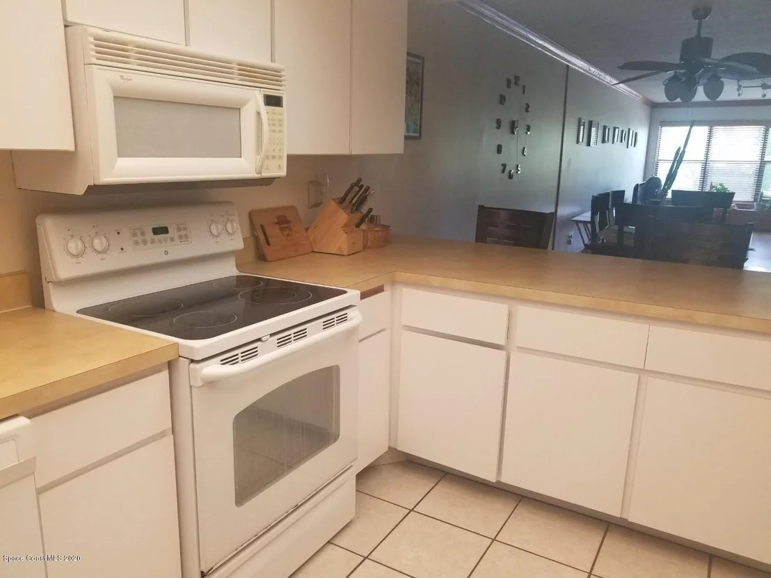 Photo of Unit 1225 at 305 Tangle Run Boulevard