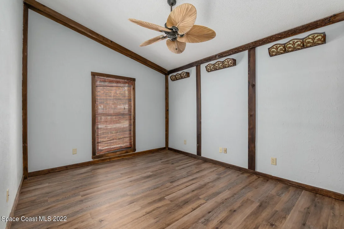 Photo of 140 9th Avenue