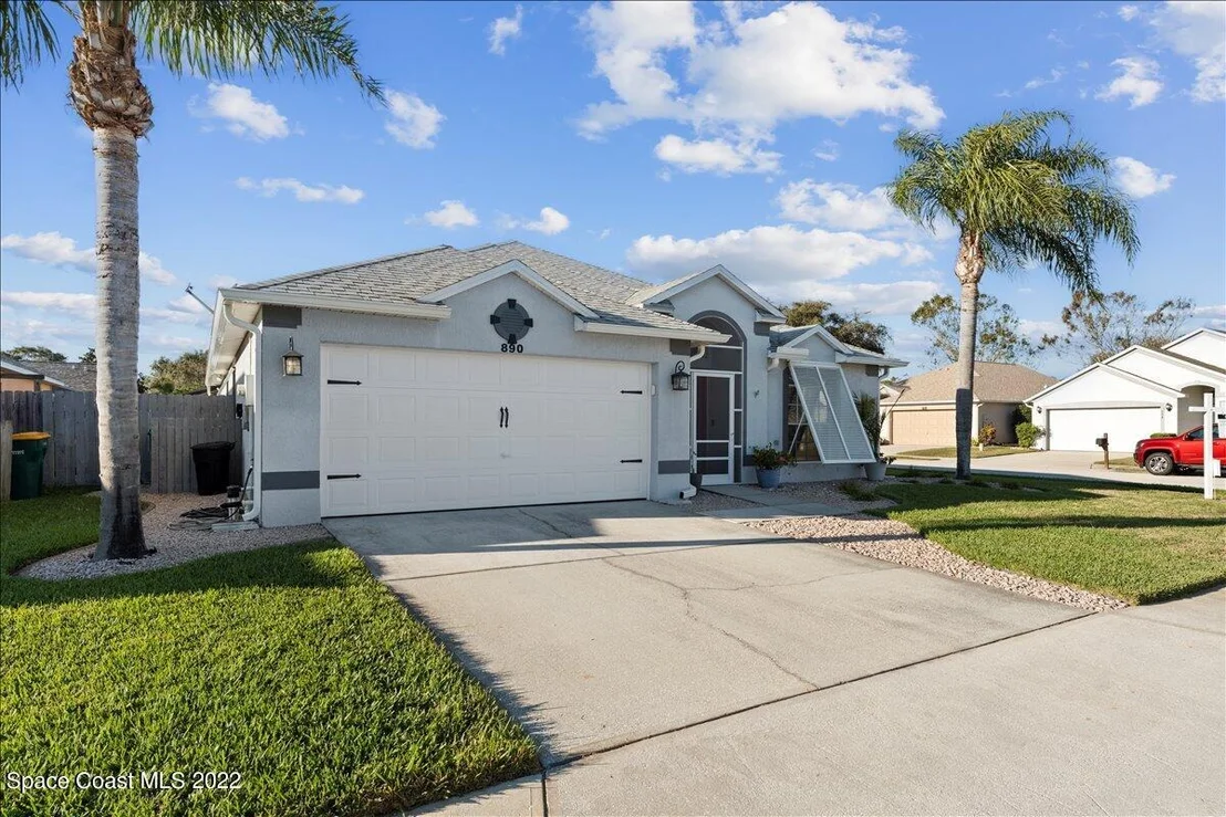 Photo of 890 Shaw Circle