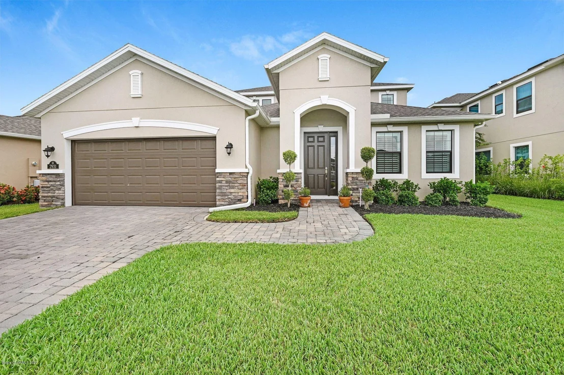 Photo of 2931 Casterton Drive
