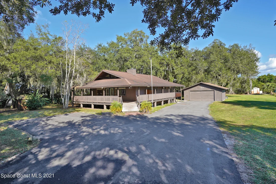 Photo of 1375 War Eagle Boulevard
