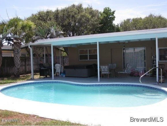 Photo of 625 N Robin Way