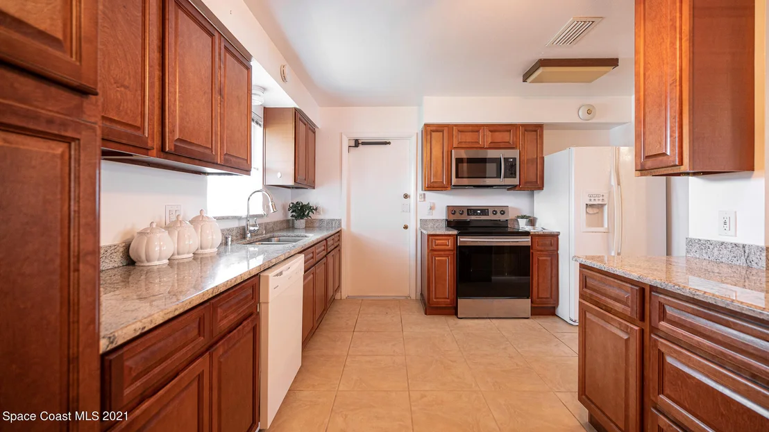 Photo of 1100 Madrid Road