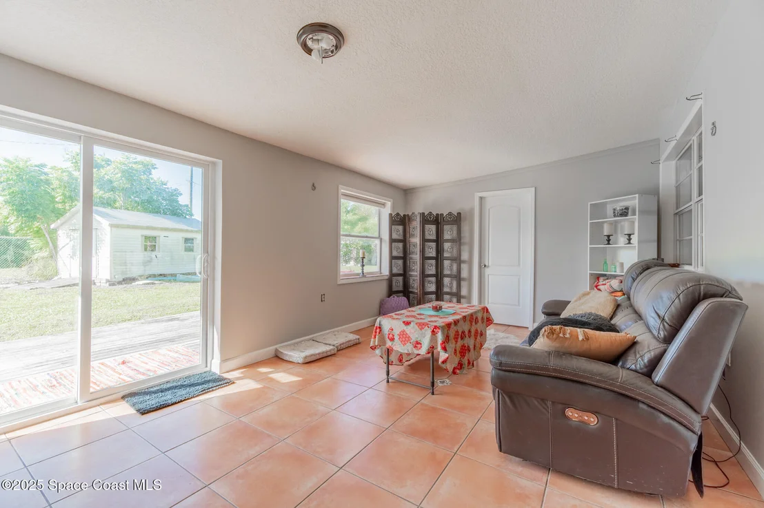 Photo of 2996 Garden Terrace NE