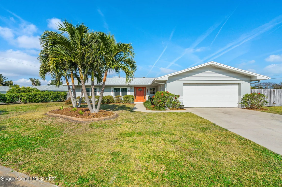 Photo of 518 Pine Tree Drive