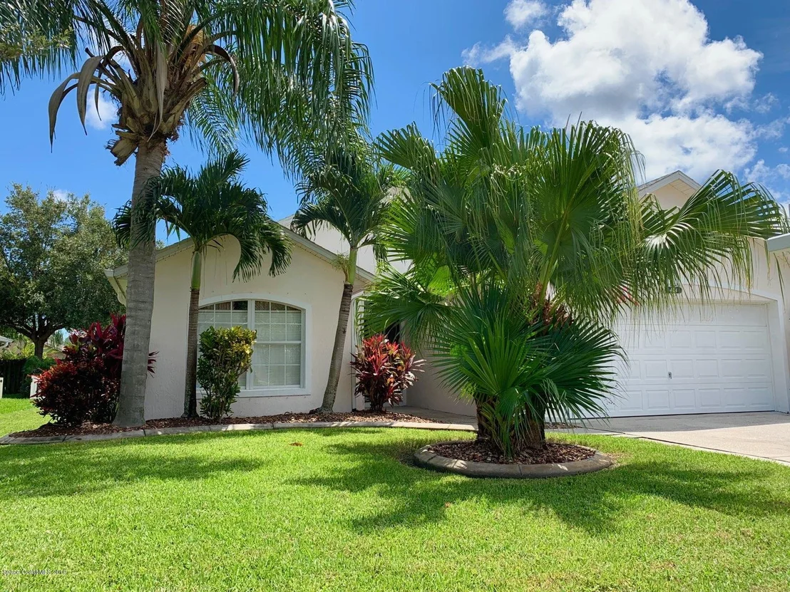 Photo of 414 Sedgewood Circle