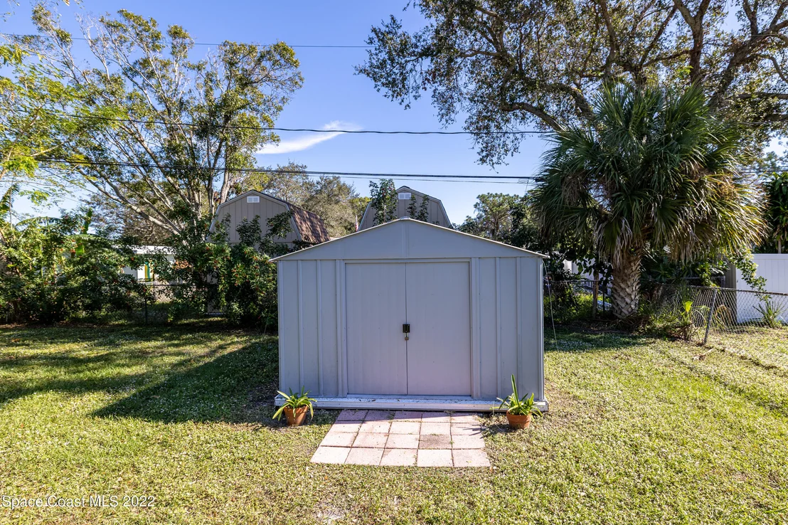 Photo of 1609 Hedrick Drive
