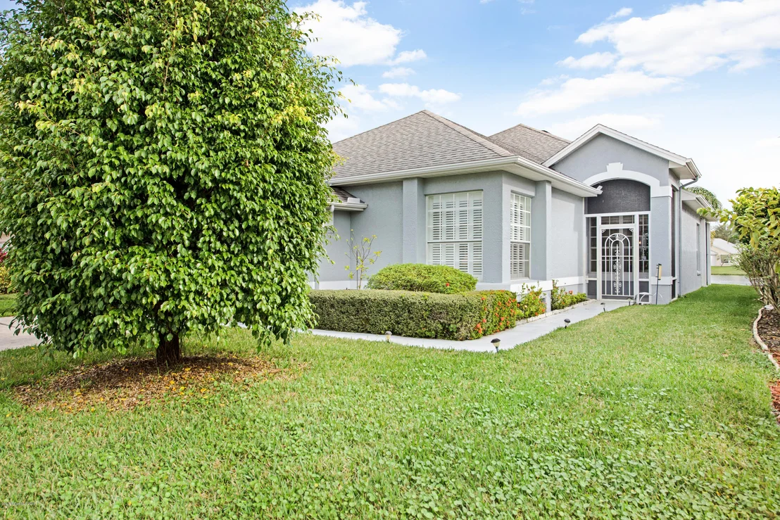 Photo of 2573 Addington Circle
