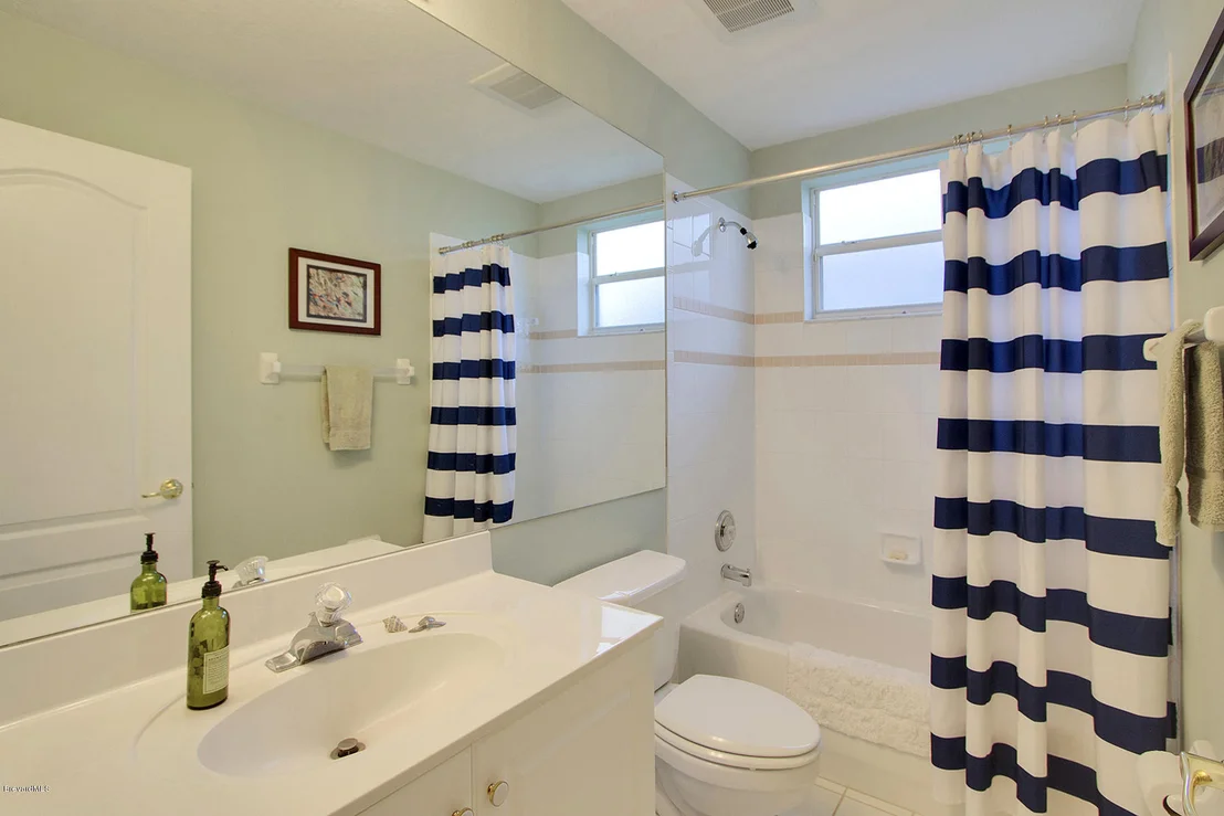 Photo of 855 CARRIAGE HILL Road