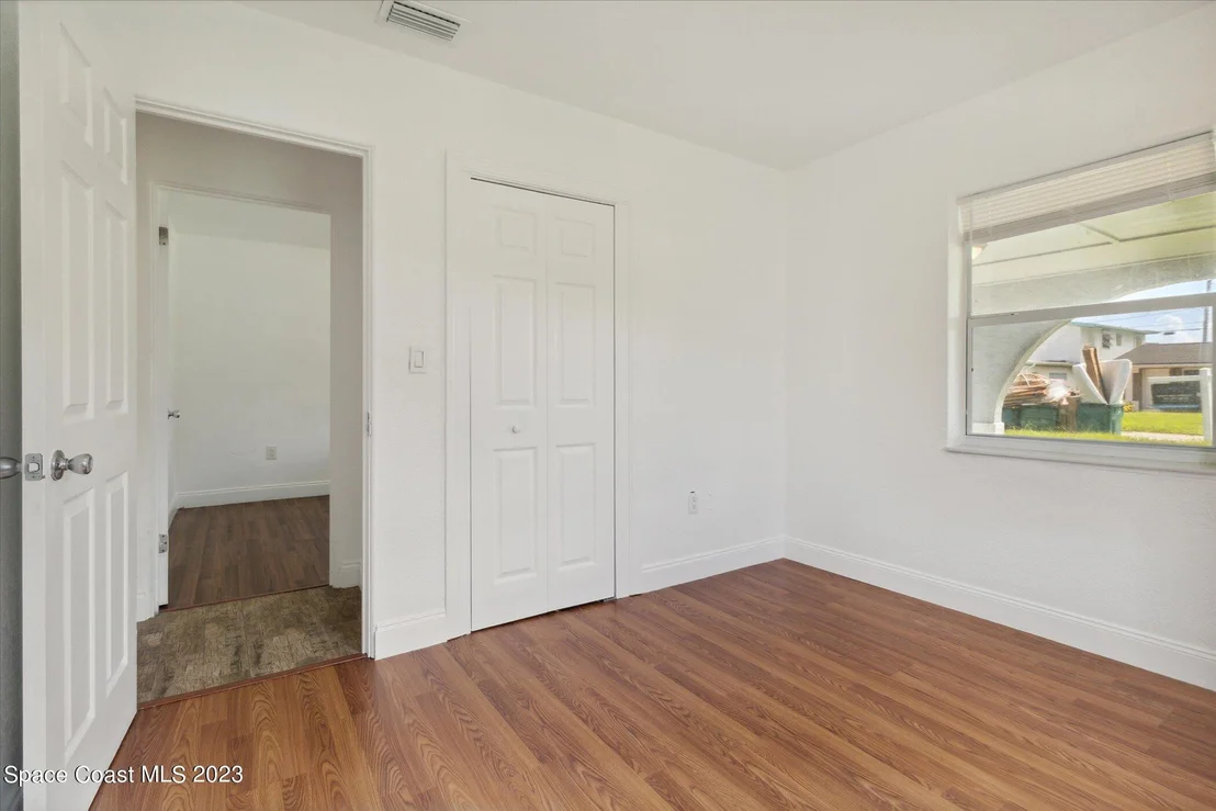 Photo of 3104 Swift Street