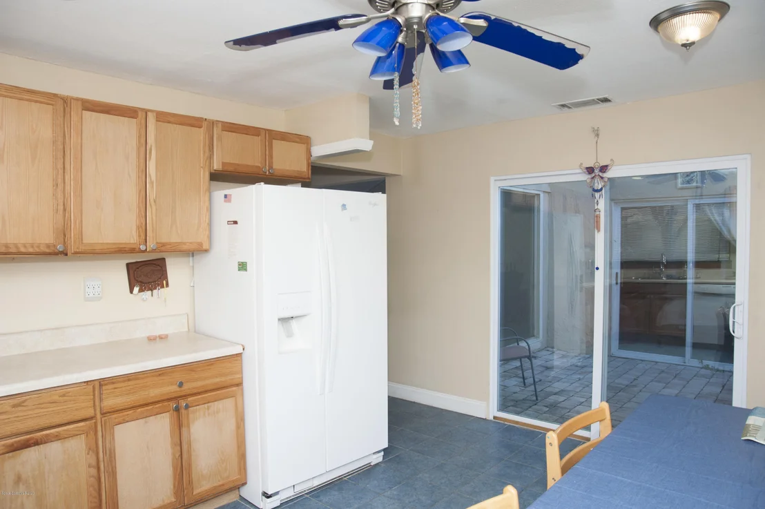 Photo of 300 Bayhead Drive