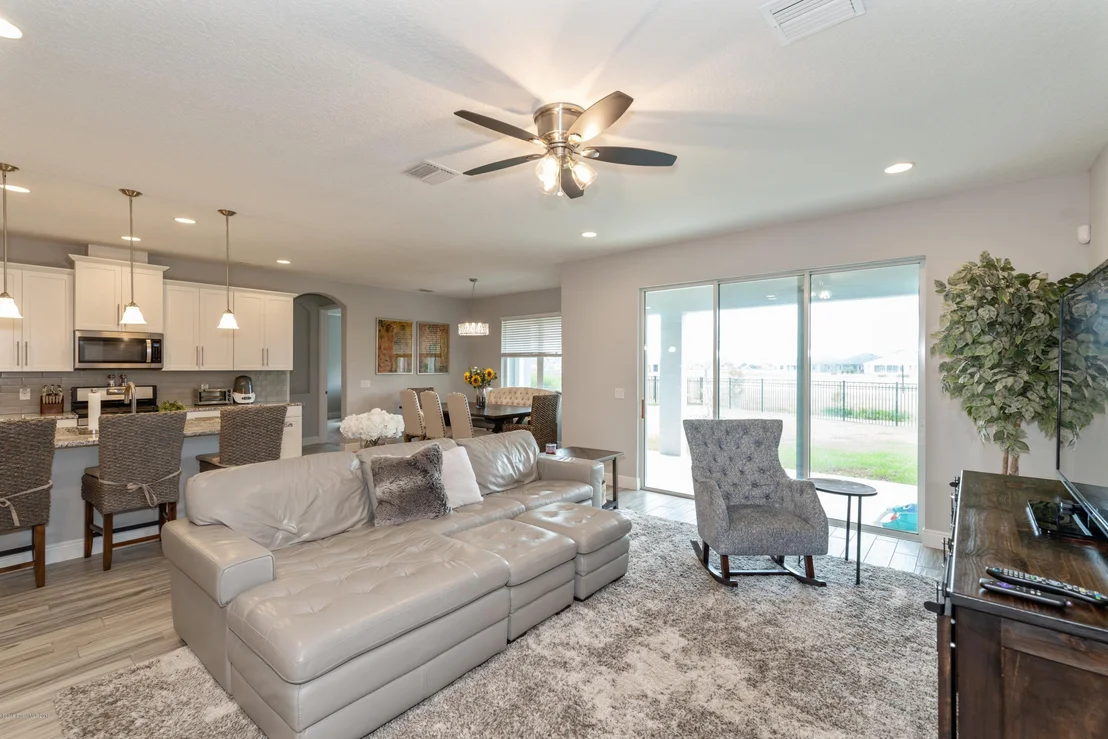 Photo of 7439 Jazero Place