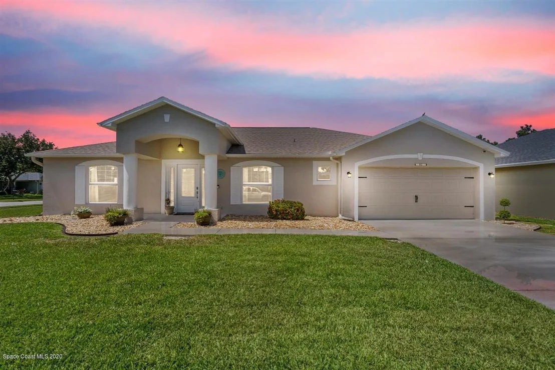 Photo of 962 Del Mar Circle