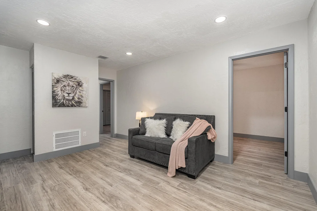 Photo of 2861 Ohio Street