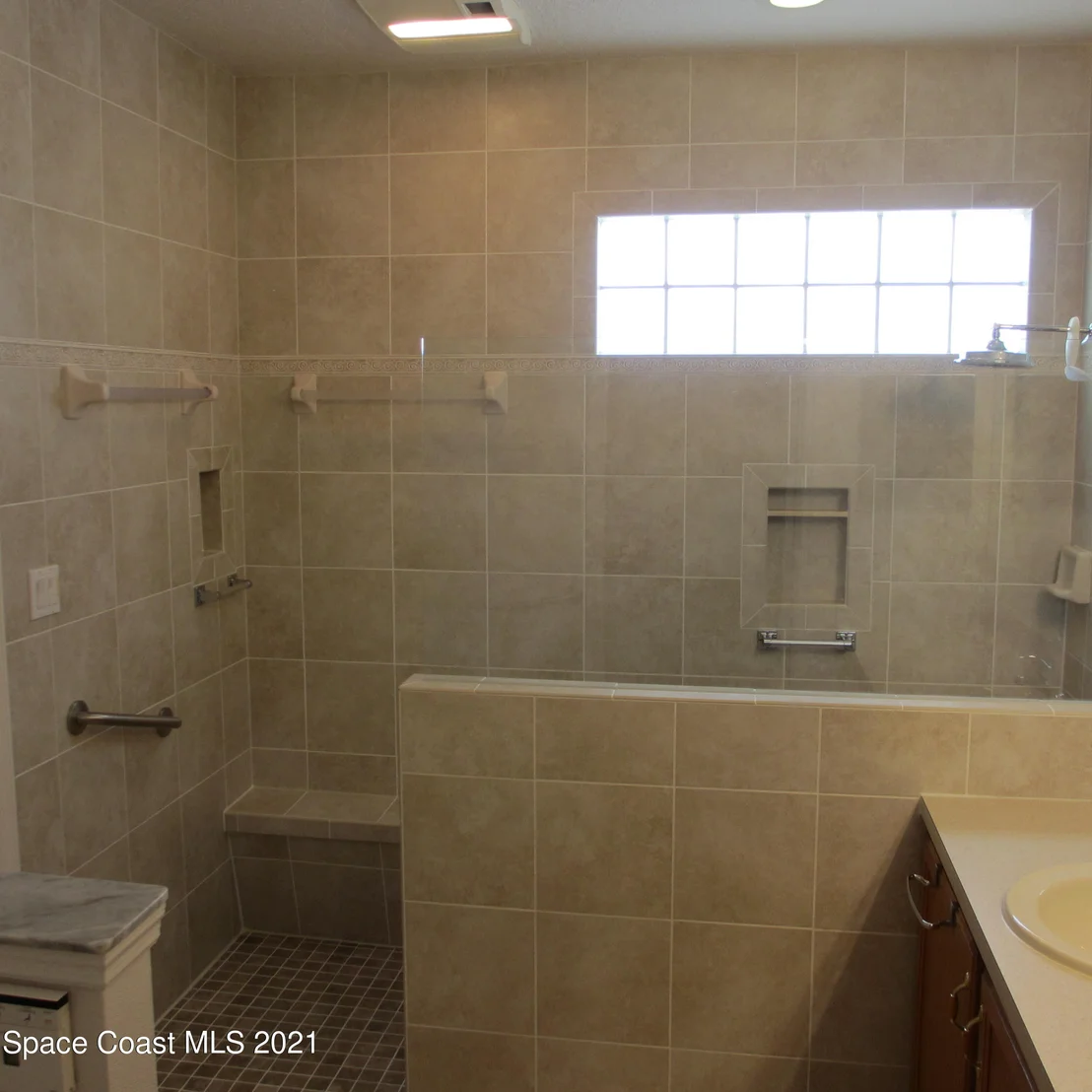 Photo of 1214 Bolle Circle