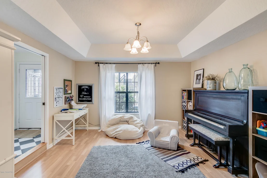 Photo of 902 Whisperpine Drive
