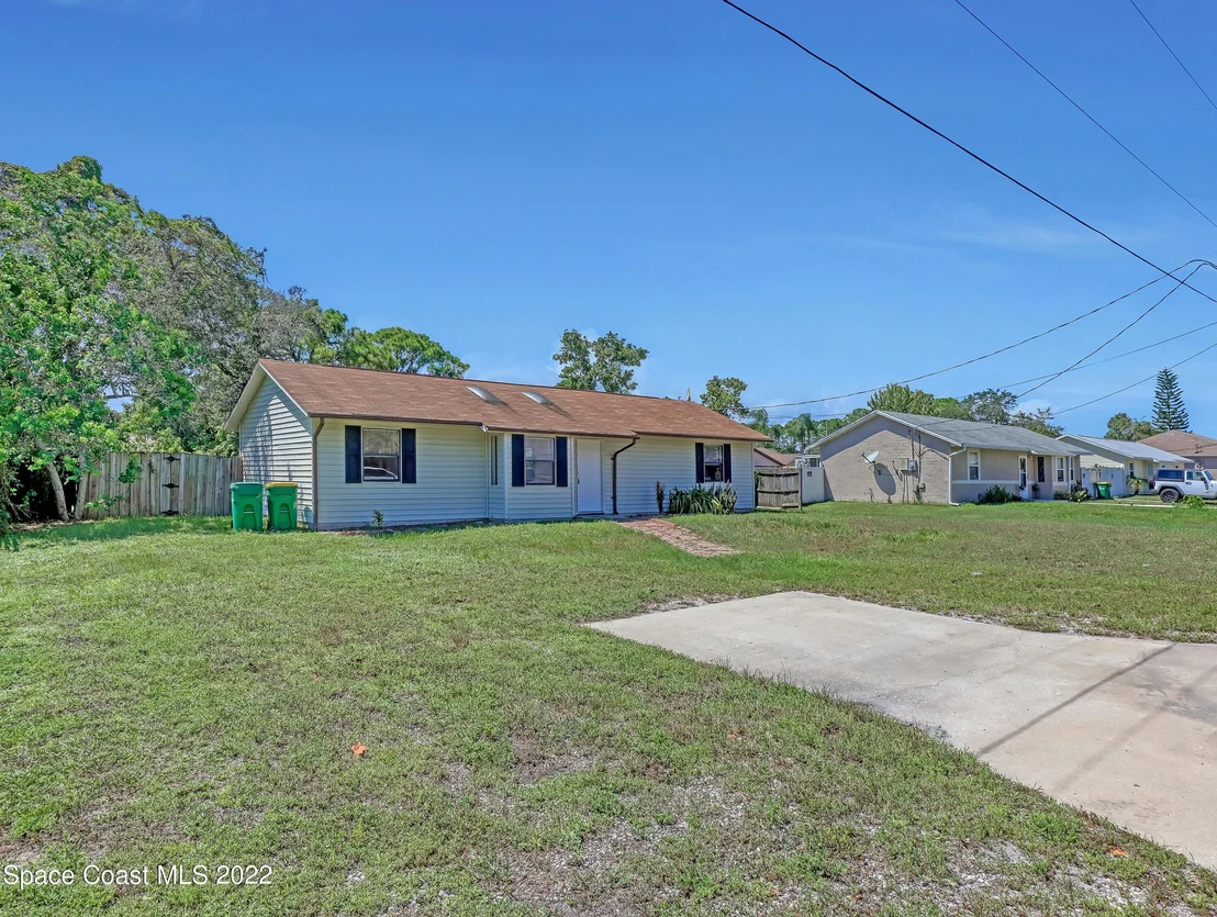 Photo of 6400 W Baker Circle