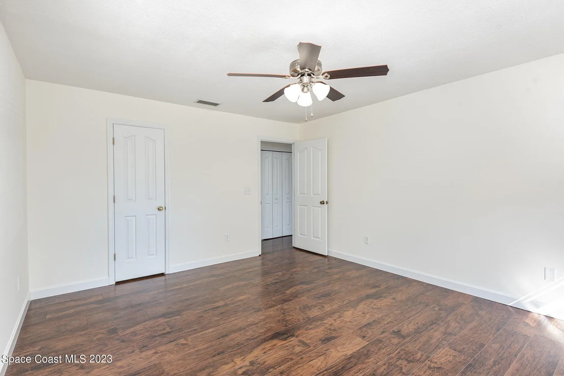 Photo of 3884 Sterling Street