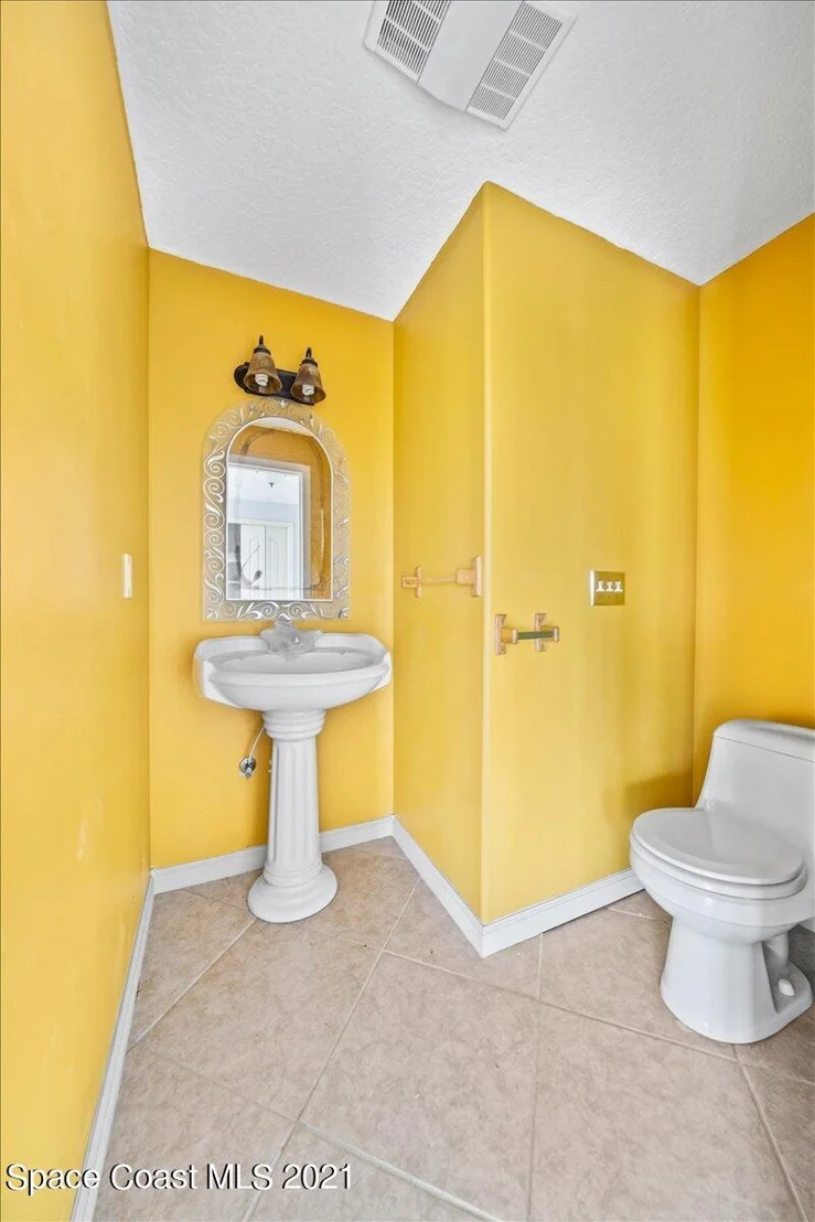 Photo of 5135 Palm Drive