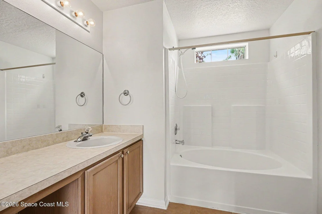 Photo of 660 Palm Drive