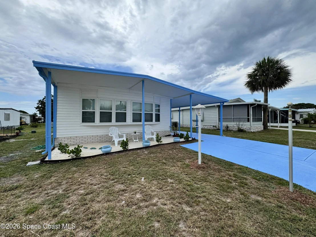 Photo of 805 Wren Circle
